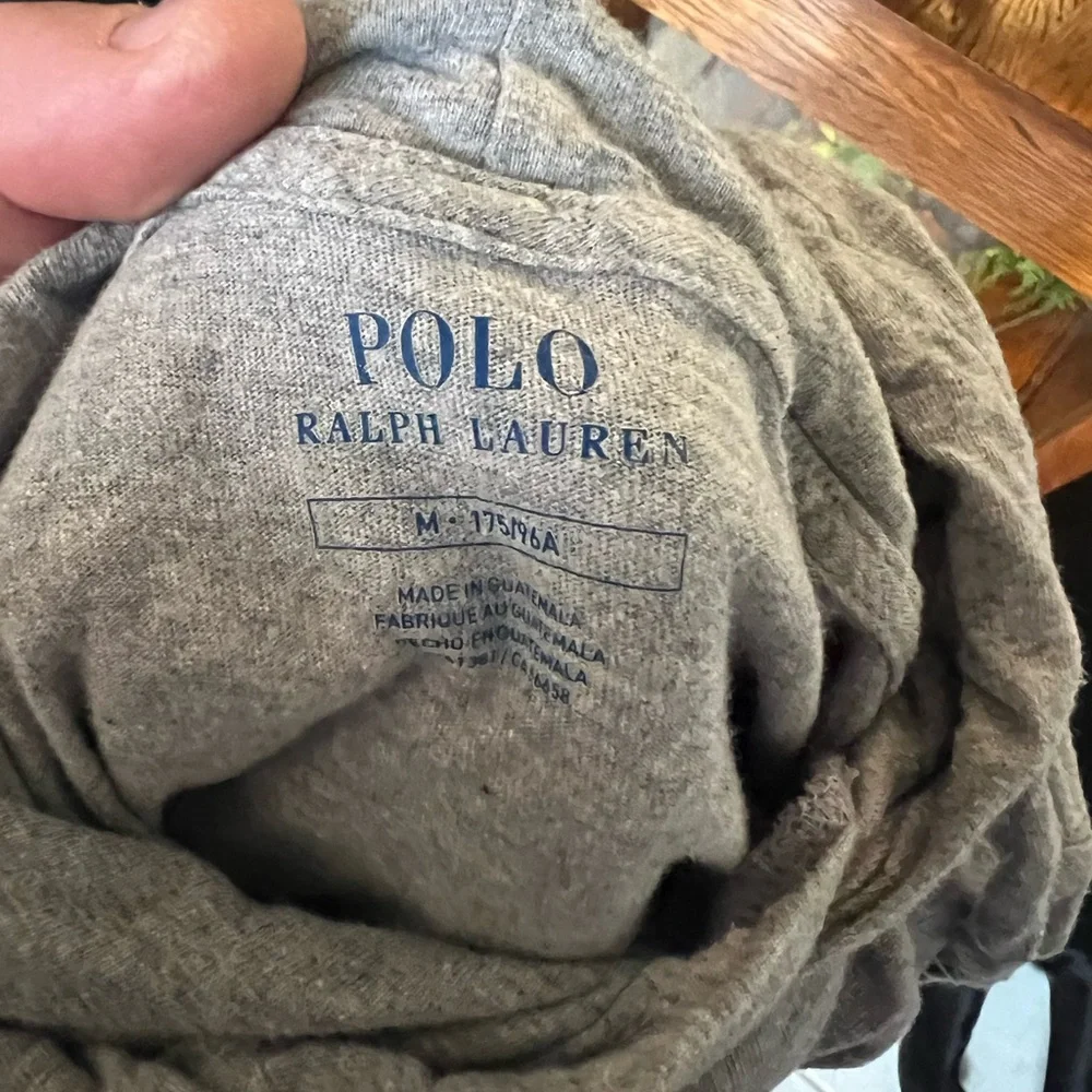 Polo lightweight hoodie size M - Picture 2 of 2